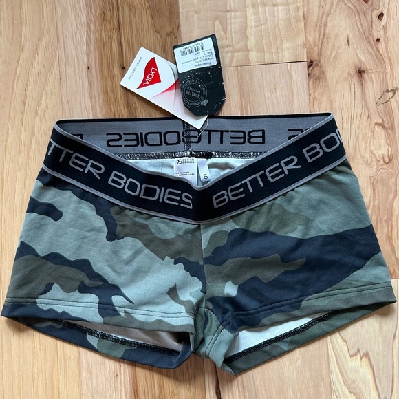 BETTER BODIES Pants - Better Bodies Ladies Size Small Bike Short- BRAND NEW WITH TAGS!